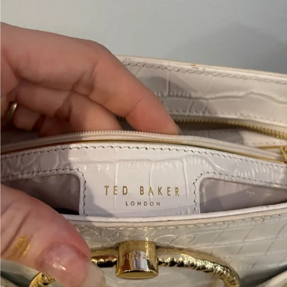 Ted Baker White Croc-Embossed Tote Bag with Gold Accents - Picture 9 of 16